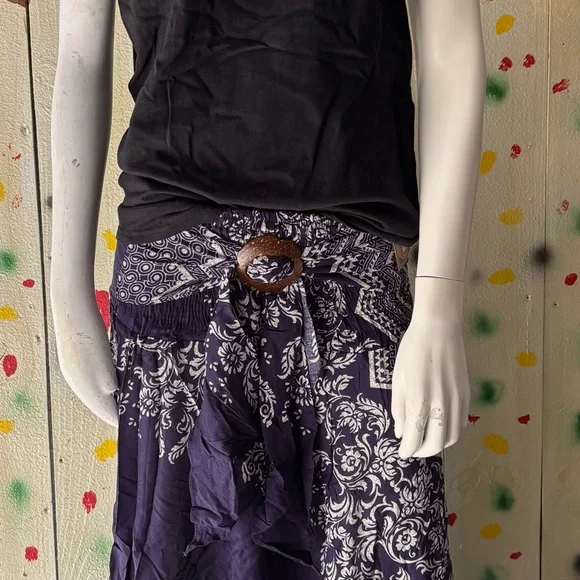 Elegant Purple Strapless Dress - Picture 4 of 4